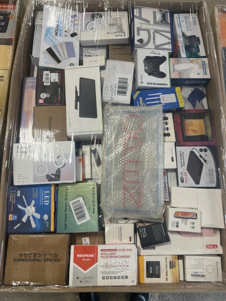 Paleta elektroniki z Anglii (UK) – mix A–B