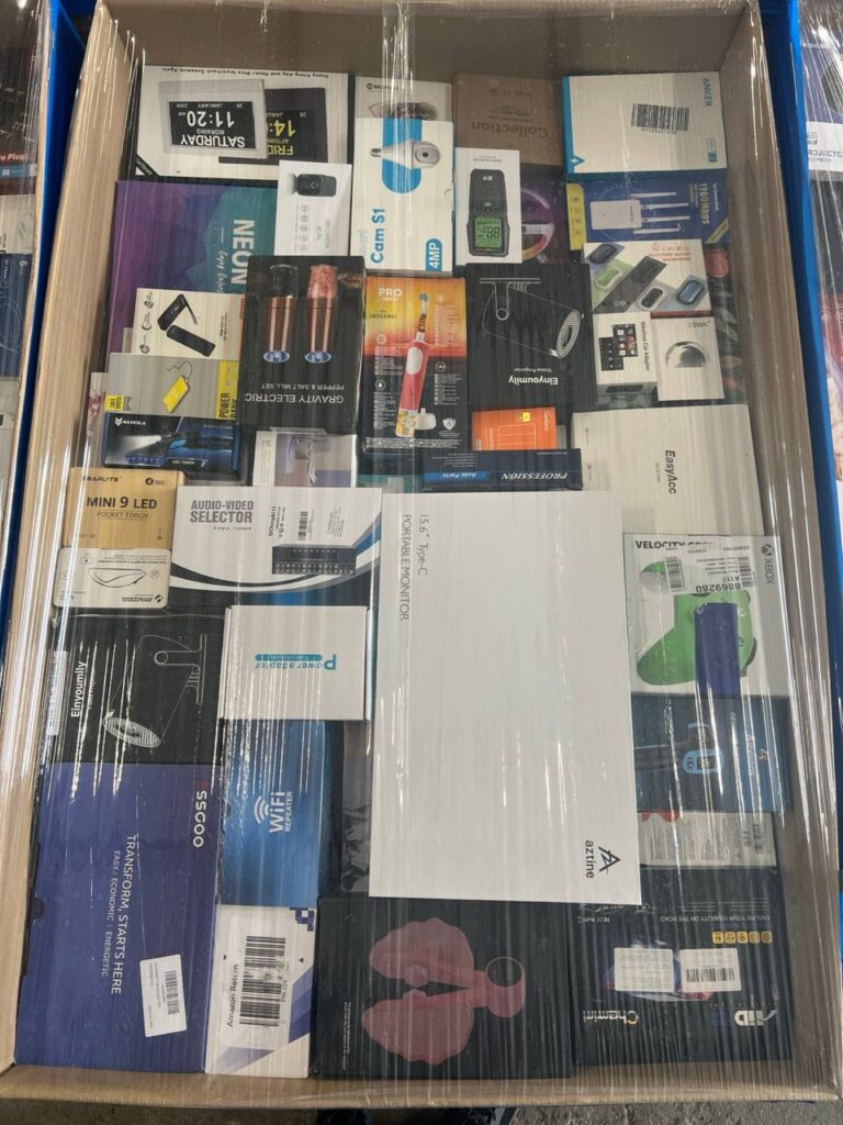 Drobna elektronika z Anglii (UK) – Amazon Returns, A–B, 97 kg