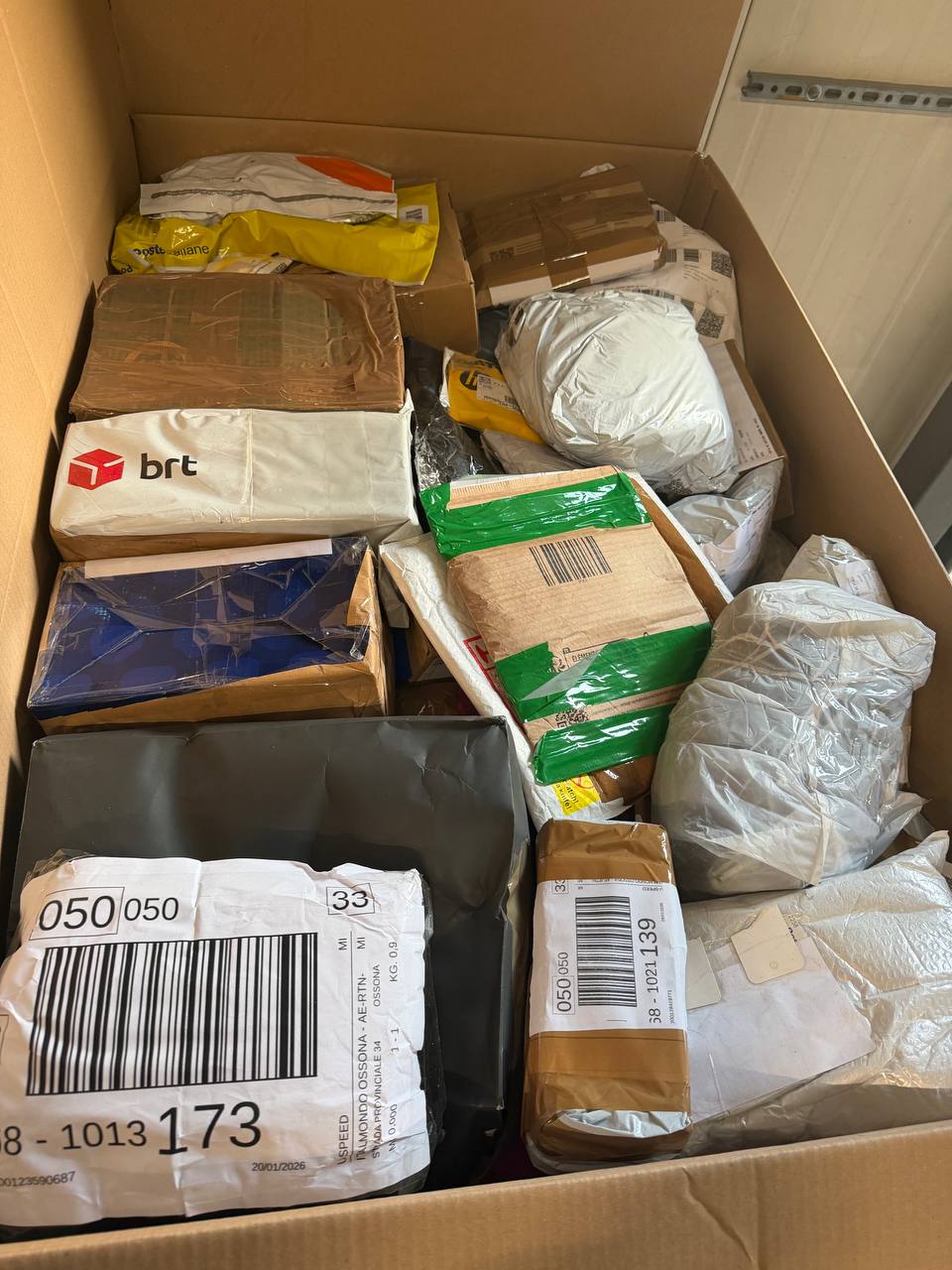 Zaginione przesyłki z Włoch – mix produktów do odsprzedaży