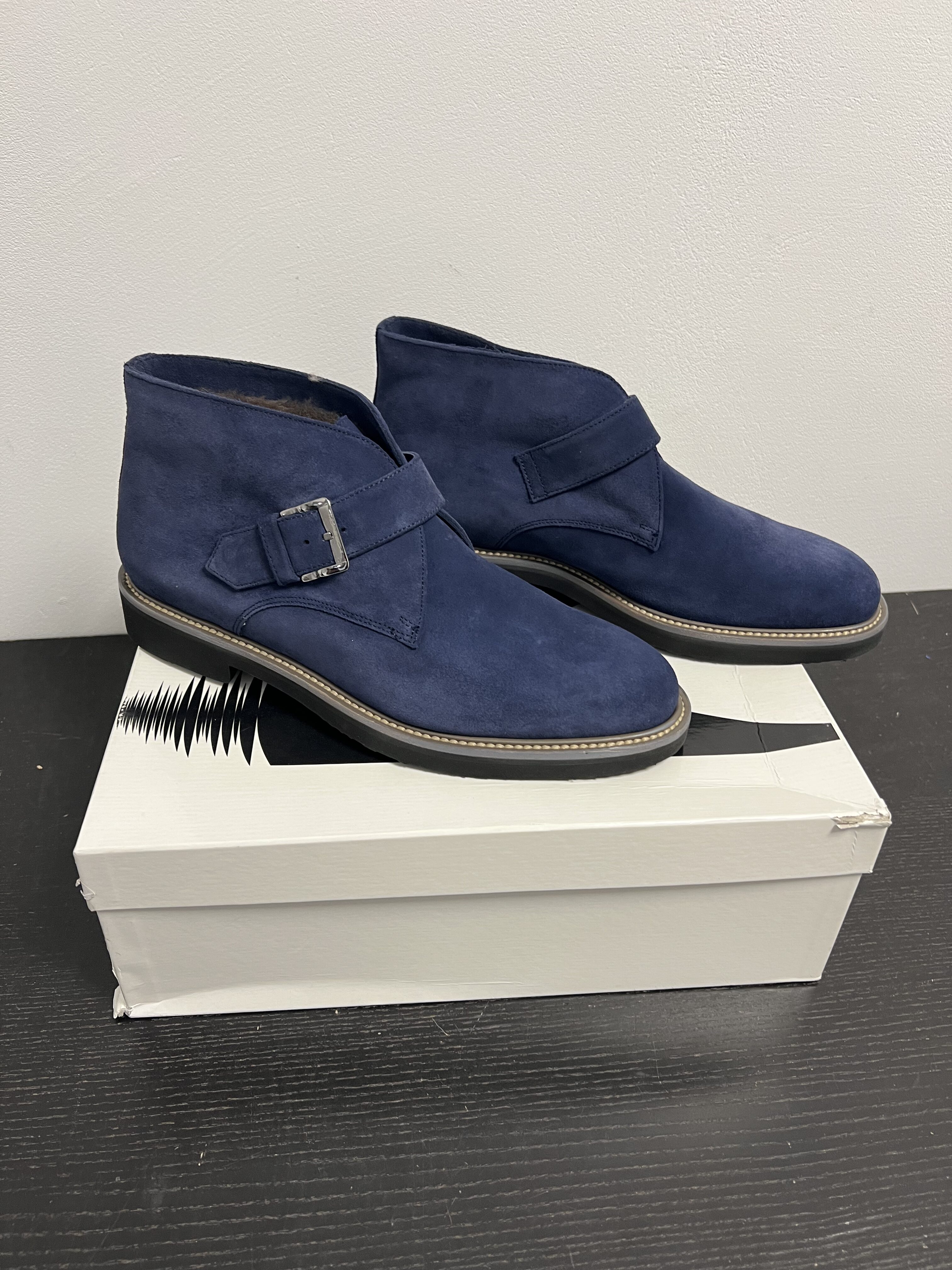Box butów – 17 par | Obuwie Premium Strefa Mody Hurtowy mix obuwia premium zoptymalizowany pod sprzedaż