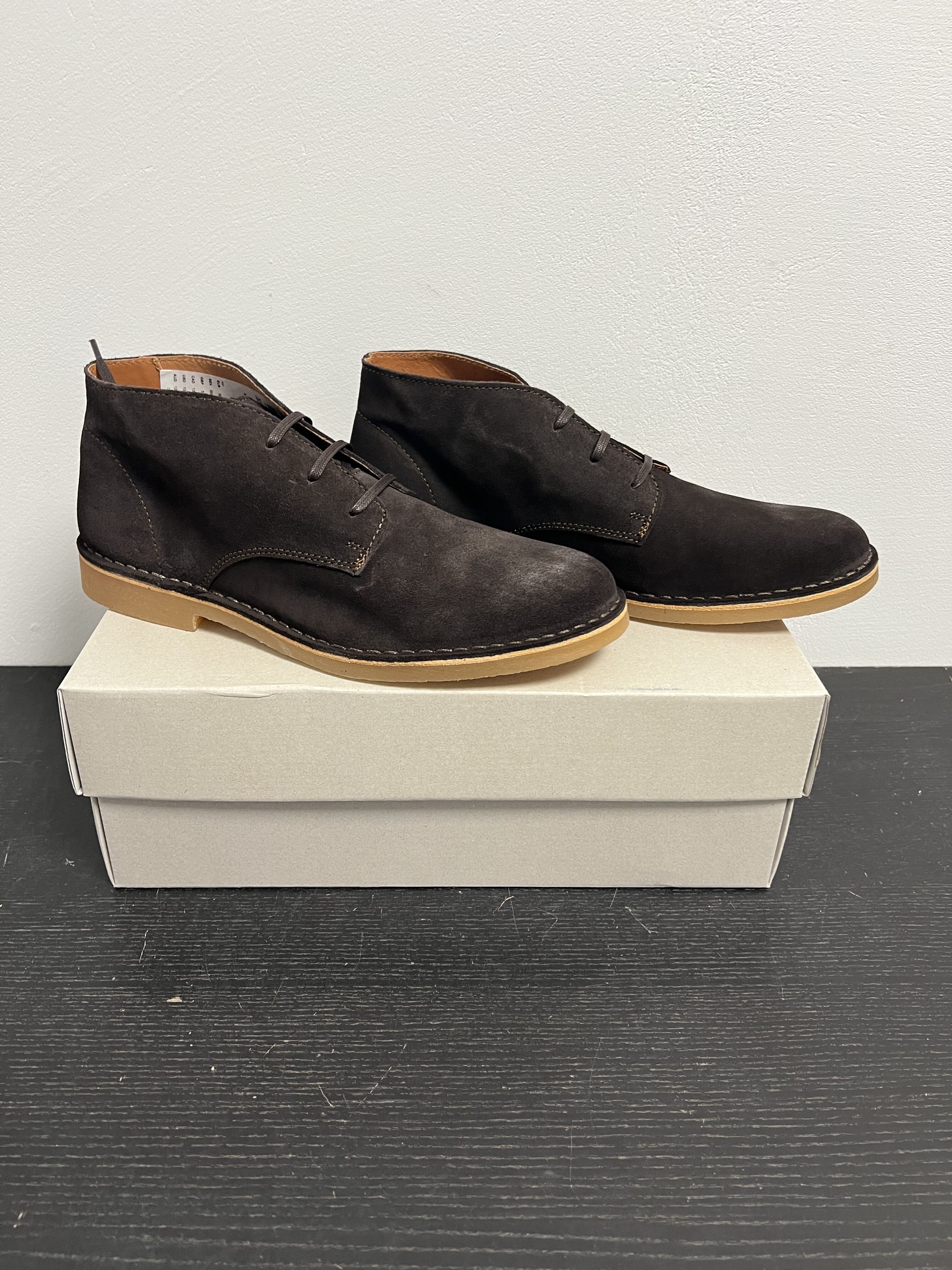 Box butów – 17 par | Obuwie Premium Strefa Mody Efektywny mix obuwia premium przygotowany pod sprzedaż