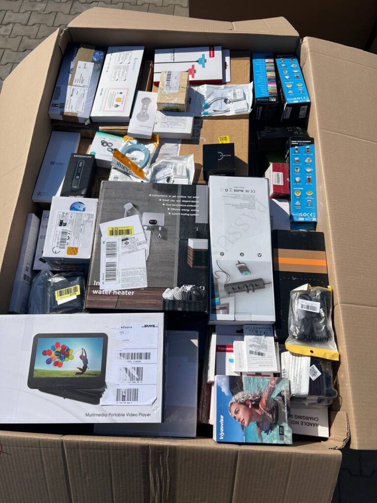 Palety Amazon MIX 145 kg – elektronika i zróżnicowany asortyment kategorii A–B
